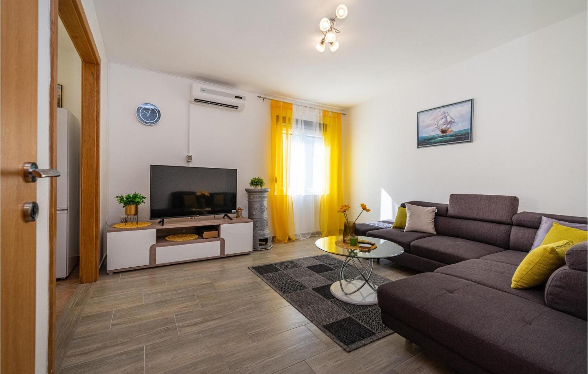 Beautiful Home In Rovanjska With Wifi Экстерьер фото