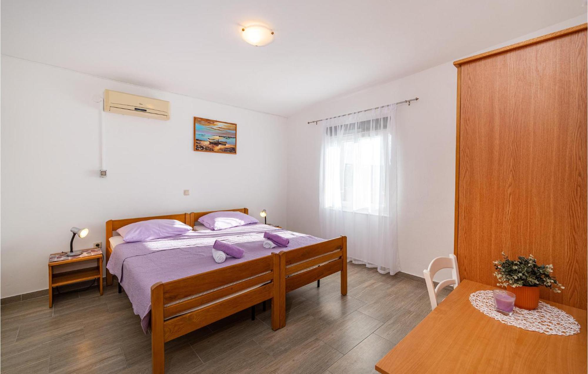 Beautiful Home In Rovanjska With Wifi Экстерьер фото